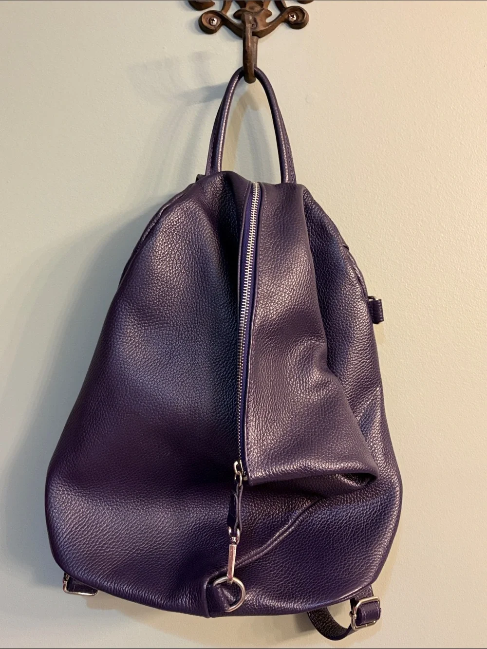 Purple Lavorazione Artigianale Italian Leather Backpack eggplant unisex modern